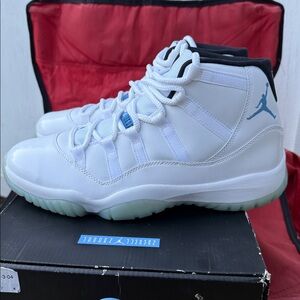 Jordan 11 Retro Legend Columbia 2014  9.99/10 condition